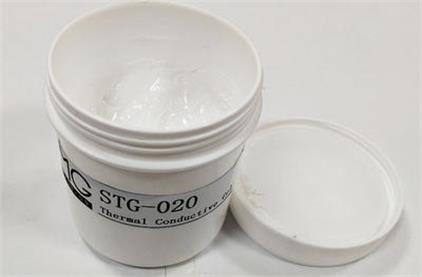Storage conditions for thermally conductive putty